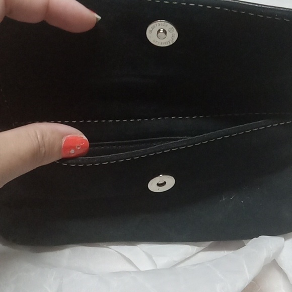 Etienne Aigner black leather wristlet - Picture 4 of 7